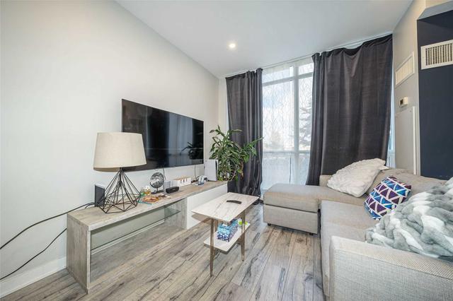 th01 - 29 Singer Crt, Townhouse with 2 bedrooms, 3 bathrooms and 1 parking in Toronto ON | Image 24