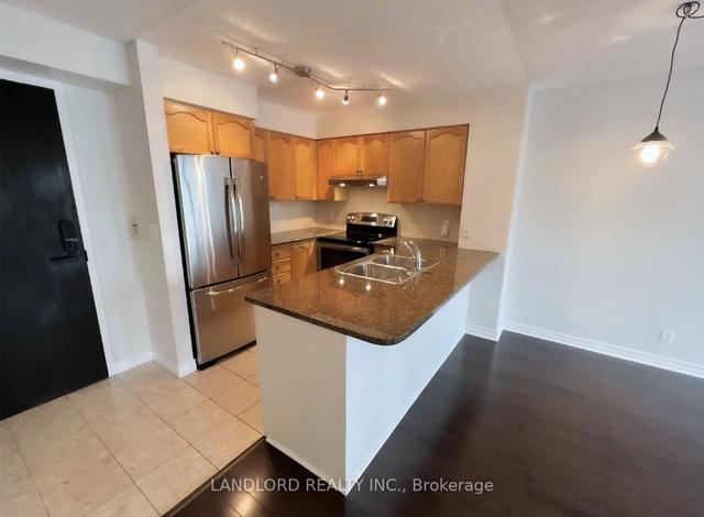 1803 - 23 Hollywood Ave, Condo with 2 bedrooms, 1 bathrooms and 0 parking in Toronto ON | Image 1