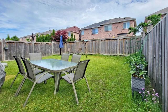 130 Verdi Rd, House detached with 4 bedrooms, 3 bathrooms and 4 parking in Richmond Hill ON | Image 32