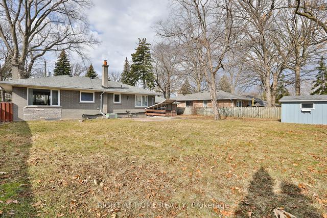 59 Walwyn Ave, House detached with 3 bedrooms, 2 bathrooms and 2 parking in Toronto ON | Image 13