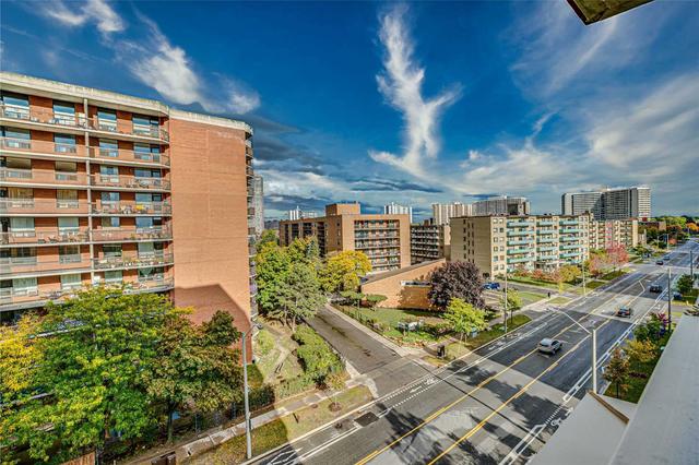 612 - 11 Thorncliffe Park Dr S, Condo with 2 bedrooms, 1 bathrooms and 1 parking in Toronto ON | Image 13