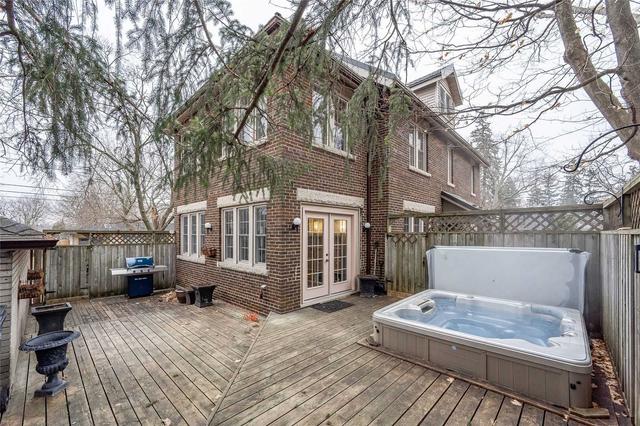 30 Barber Ave, House detached with 4 bedrooms, 3 bathrooms and 5 parking in Guelph ON | Image 25