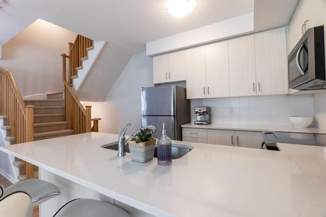 27 - 22 Applewood Lane, Townhouse with 3 bedrooms, 4 bathrooms and 1 parking in Toronto ON | Image 27