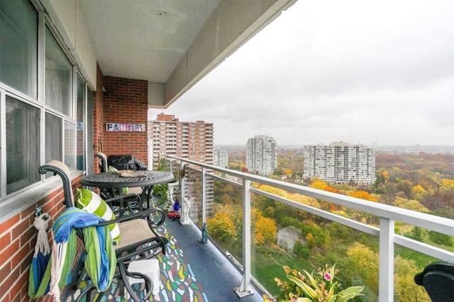 1903 - 2645 Kipling Ave, Condo with 2 bedrooms, 2 bathrooms and 1 parking in Toronto ON | Image 9