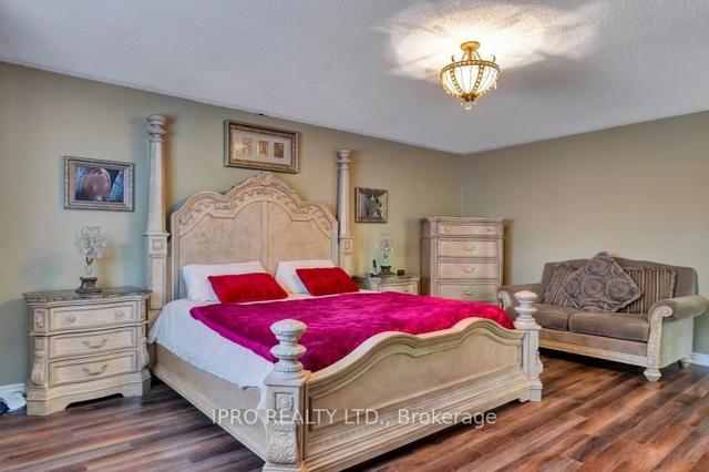 27 Hellyer Ave, House detached with 4 bedrooms, 5 bathrooms and 8 parking in Brampton ON | Image 6