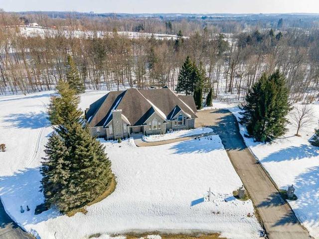 33 Fox Run Dr, House detached with 3 bedrooms, 4 bathrooms and 11 parking in Puslinch ON | Image 4