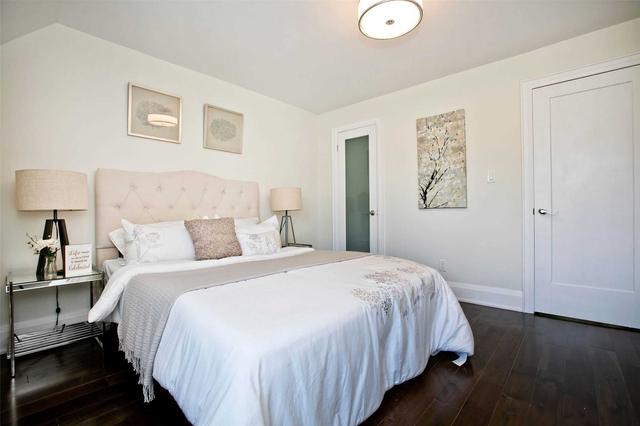 11 Silver Ave, House attached with 3 bedrooms, 3 bathrooms and 2 parking in Toronto ON | Image 7