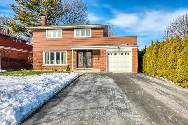 1059 Flagship Dr, House detached with 4 bedrooms, 3 bathrooms and 5 parking in Mississauga ON | Image 12