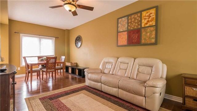 30 Penvill Tr, House detached with 3 bedrooms, 3 bathrooms and 4 parking in Barrie ON | Image 6