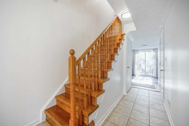 9 - 80 Acorn Pl, Townhouse with 3 bedrooms, 2 bathrooms and 2 parking in Mississauga ON | Image 25