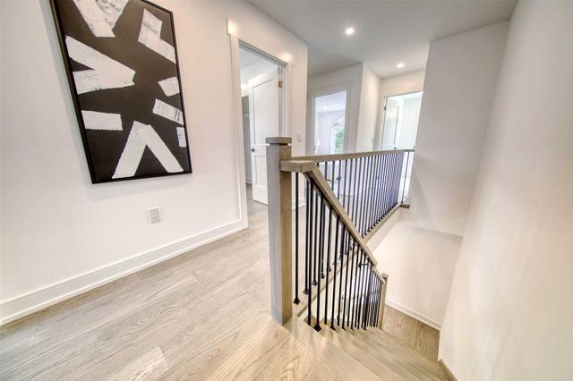 119 Regent St, House detached with 3 bedrooms, 4 bathrooms and 4 parking in Toronto ON | Image 7
