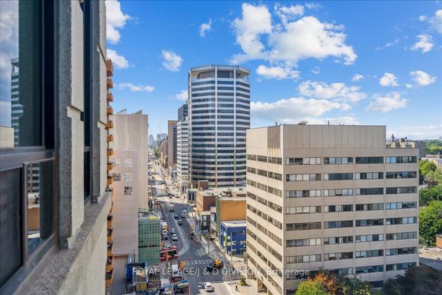 lph08 - 38 Avoca Ave, Condo with 2 bedrooms, 2 bathrooms and 1 parking in Toronto ON | Image 9