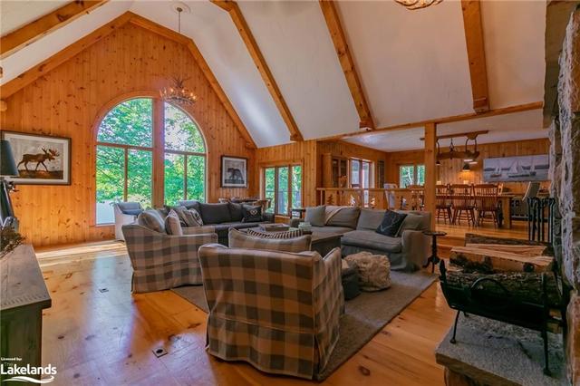 1030 Thompson Lane, House detached with 6 bedrooms, 3 bathrooms and 8 parking in Lake of Bays ON | Image 7