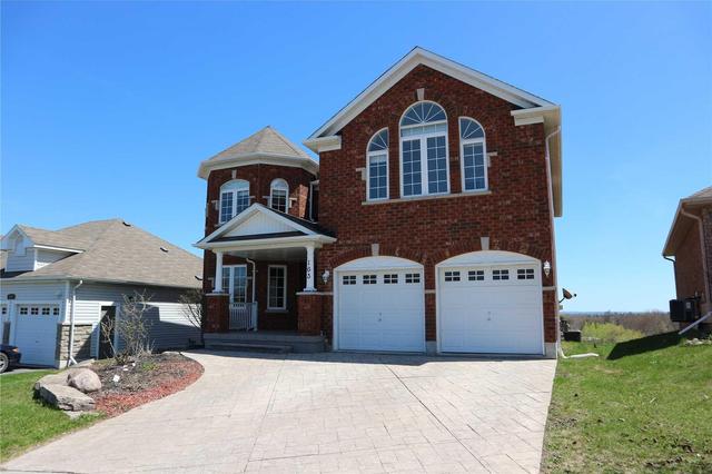 163 Evans Dr, House detached with 4 bedrooms, 2 bathrooms and 2 parking in Peterborough ON | Image 1