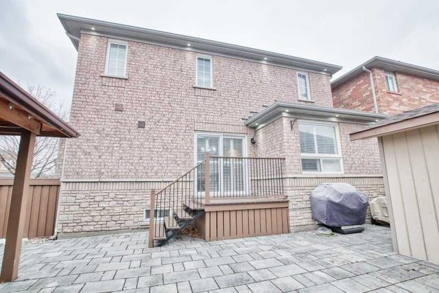 27 Trudelle Cres, House detached with 4 bedrooms, 4 bathrooms and 4 parking in Brampton ON | Image 19