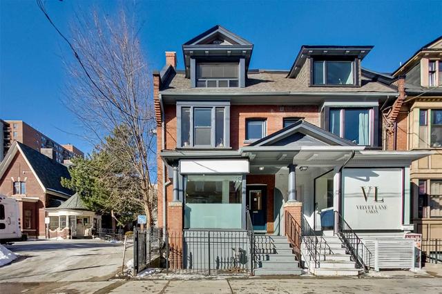 unit 1 - 194 Carlton St, House attached with 1 bedrooms, 2 bathrooms and 1 parking in Toronto ON | Image 1