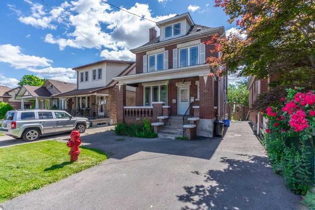 209 Rosslyn Ave S, House detached with 3 bedrooms, 3 bathrooms and 1 parking in Hamilton ON | Image 8