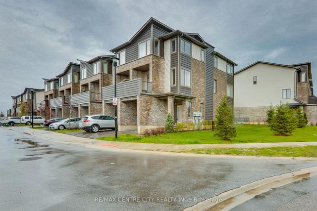 1 - 2070 Meadowgate Blvd, Townhouse with 3 bedrooms, 4 bathrooms and 2 parking in London ON | Image 12
