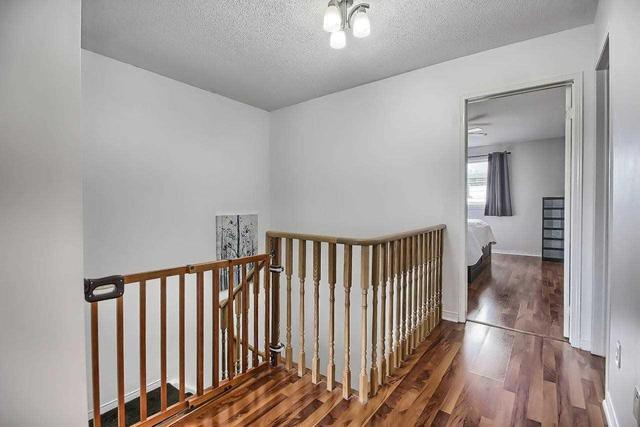 10 - 35 Malta Ave, Townhouse with 3 bedrooms, 4 bathrooms and 1 parking in Brampton ON | Image 9
