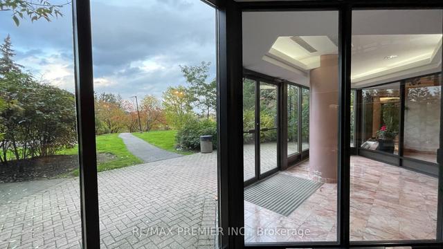1117 - 1 Rowntree Rd, Condo with 2 bedrooms, 2 bathrooms and 2 parking in Toronto ON | Image 5