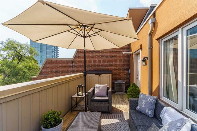 th30 - 93 The Queensway Ave, Townhouse with 2 bedrooms, 2 bathrooms and 1 parking in Toronto ON | Image 22