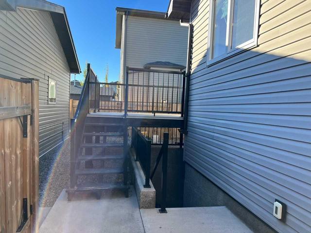 47 Alma Isobell Hodder Crescent N, House detached with 4 bedrooms, 2 bathrooms and 5 parking in Lethbridge AB | Image 32