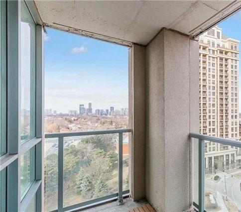 1014 - 17 Barberry Pl, Condo with 1 bedrooms, 1 bathrooms and 1 parking in Toronto ON | Image 2