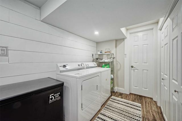 104 Mercer St, House detached with 2 bedrooms, 2 bathrooms and 5 parking in Hamilton ON | Image 13