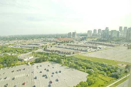 ph303 - 8 Lee Centre Dr, Condo with 4 bedrooms, 3 bathrooms and 2 parking in Toronto ON | Image 9