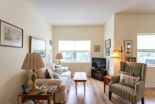 324 - 240 Chapel St, Condo with 2 bedrooms, 2 bathrooms and 1 parking in Cobourg ON | Image 10