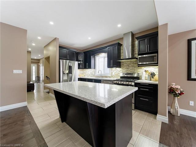 247b Grand Street, House semidetached with 4 bedrooms, 3 bathrooms and 1 parking in Brantford ON | Image 10