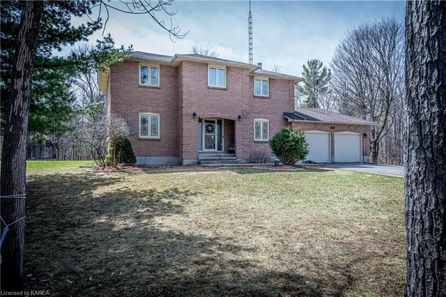 637 River Ridge Drive, House detached with 5 bedrooms, 3 bathrooms and 6 parking in Kingston ON | Image 2