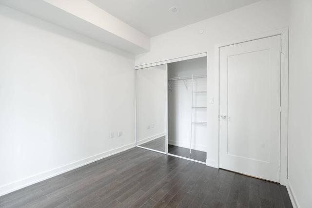 820 - 330 Richmond St W, Condo with 1 bedrooms, 1 bathrooms and 0 parking in Toronto ON | Image 8
