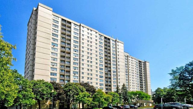 303 - 5 Parkway Forest Dr, Condo with 2 bedrooms, 1 bathrooms and 1 parking in Toronto ON | Image 12