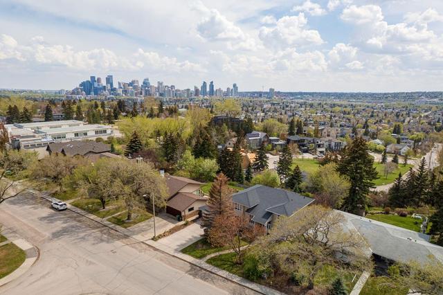 2203 12 Avenue Nw, House detached with 4 bedrooms, 3 bathrooms and 6 parking in Calgary AB | Image 46