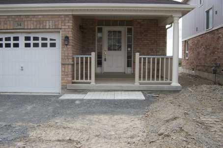 34 Middlecote Dr, House detached with 3 bedrooms, 3 bathrooms and 4 parking in Ajax ON | Image 9