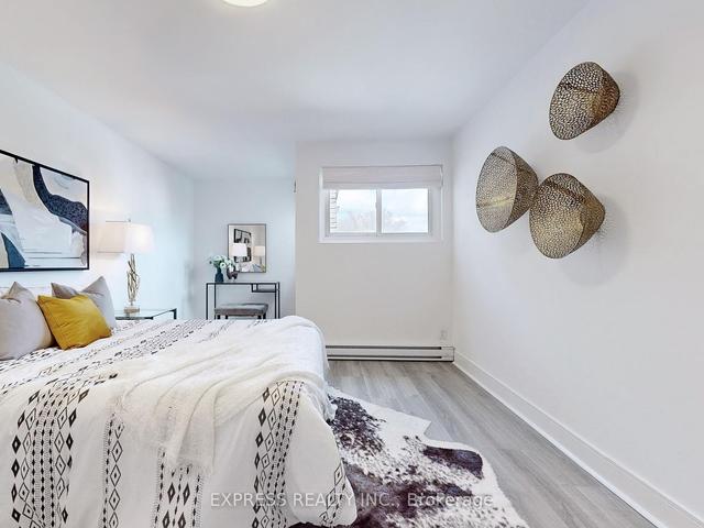 18 - 1666 Queen St E, Townhouse with 3 bedrooms, 1 bathrooms and 1 parking in Toronto ON | Image 13