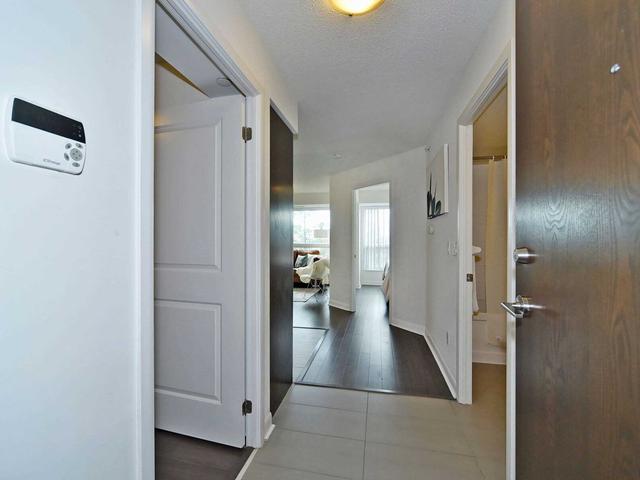 211 - 75 Norman Bethune Ave, Condo with 1 bedrooms, 1 bathrooms and 1 parking in Richmond Hill ON | Image 4