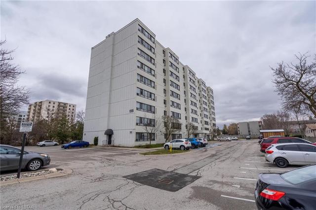 902 - 135 Baseline Road W, House attached with 2 bedrooms, 1 bathrooms and 1 parking in London ON | Image 12