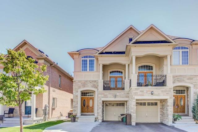 39 Ostrovsky Rd, House semidetached with 3 bedrooms, 3 bathrooms and 3 parking in Vaughan ON | Image 12