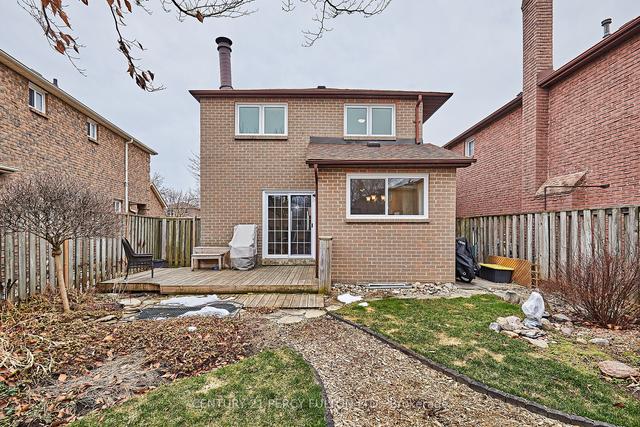 10 Millington Cres, House detached with 3 bedrooms, 3 bathrooms and 3 parking in Ajax ON | Image 28