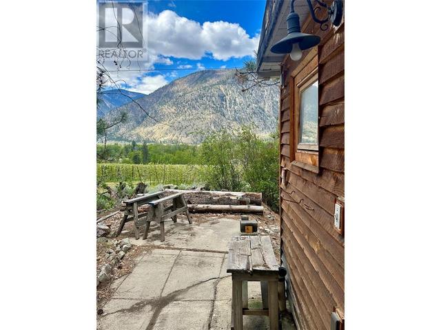525 Highway 3 Highway, House other with 2 bedrooms, 1 bathrooms and null parking in Okanagan Similkameen B BC | Image 25