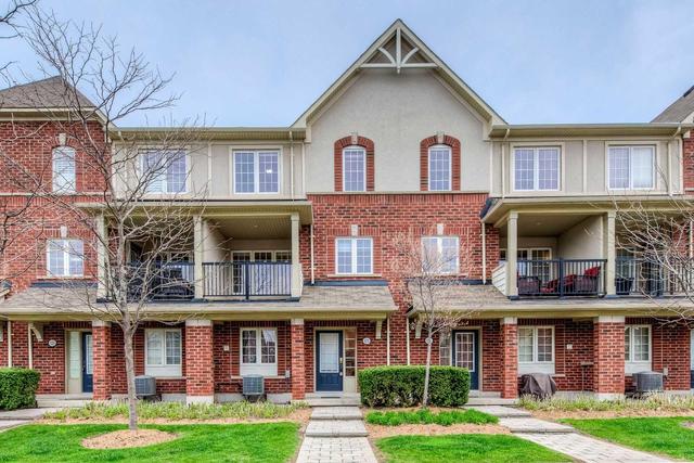123 Georgian Dr, Townhouse with 3 bedrooms, 3 bathrooms and 2 parking in Oakville ON | Image 1