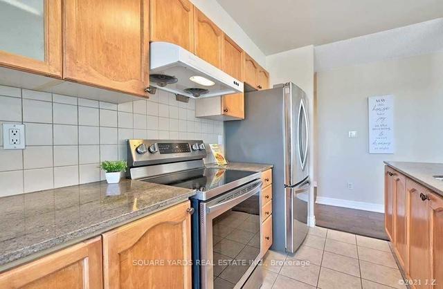 1515 - 188 Doris Ave, Condo with 2 bedrooms, 2 bathrooms and 1 parking in Toronto ON | Image 6