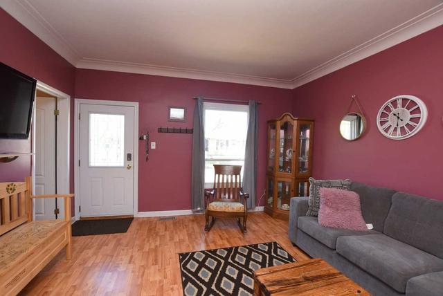 5 Esther St, House detached with 2 bedrooms, 1 bathrooms and 1 parking in Brantford ON | Image 27