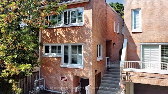 4 - 390 Wellesley St E, Townhouse with 2 bedrooms, 3 bathrooms and 1 parking in Toronto ON | Image 1