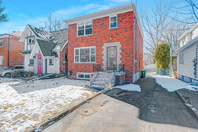 32 Mcdonald Ave, House detached with 3 bedrooms, 2 bathrooms and 3 parking in Toronto ON | Image 12