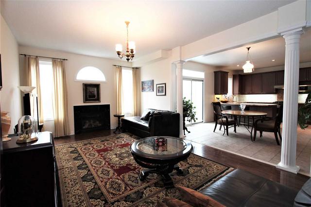 125 Leameadow Rd, House detached with 4 bedrooms, 5 bathrooms and 6 parking in Vaughan ON | Image 6