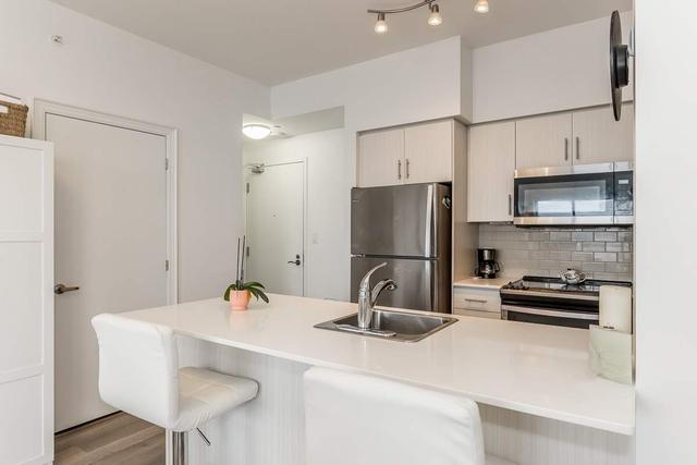 610 - 111 Worsley St, Condo with 2 bedrooms, 2 bathrooms and 2 parking in Barrie ON | Image 6