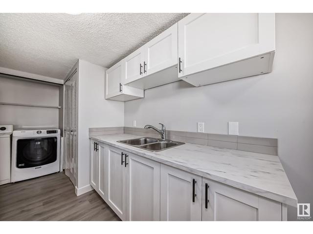 8421 29 Av Nw, House attached with 3 bedrooms, 1 bathrooms and 1 parking in Edmonton AB | Image 10